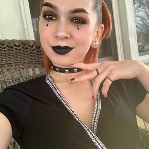 Meet your Posher, Nikki